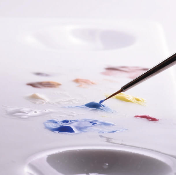 ceramica pentru glazurare in curs de utilizare