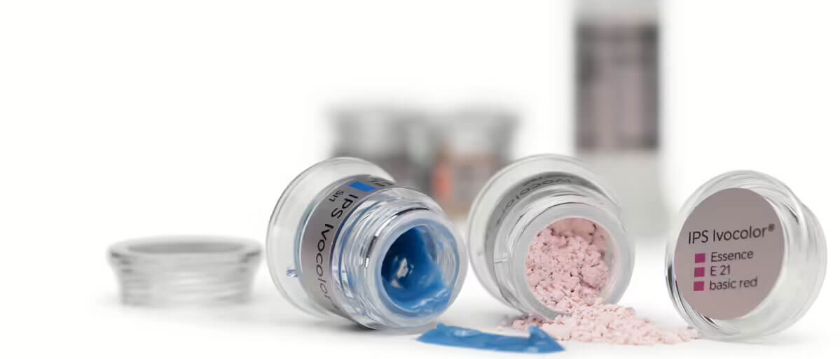 ceramica ivoclar ips ivocolor pentru glazurare sau stratificare
