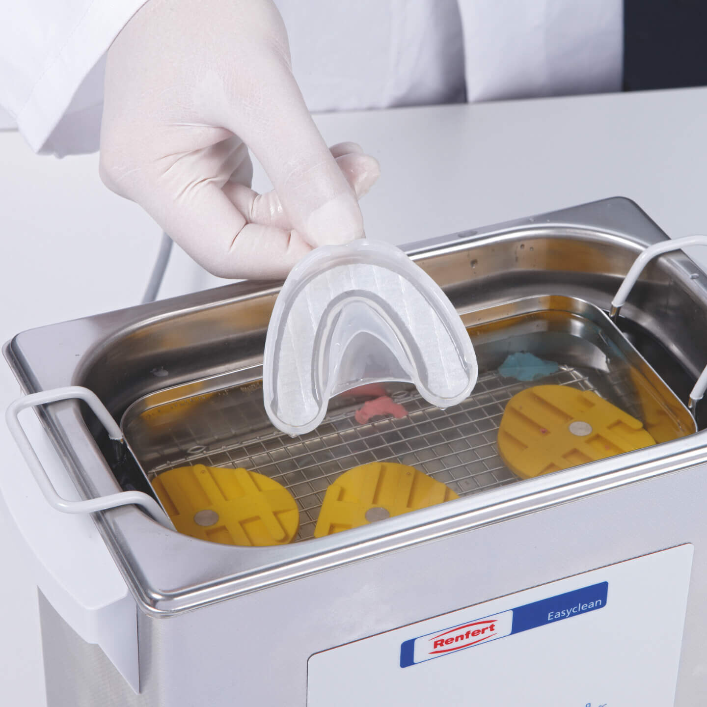 solvent utilizat pentru curatare alginat si gips in baie