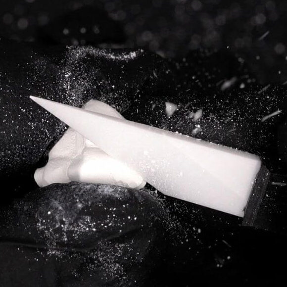 lama ascutita din zirconiu