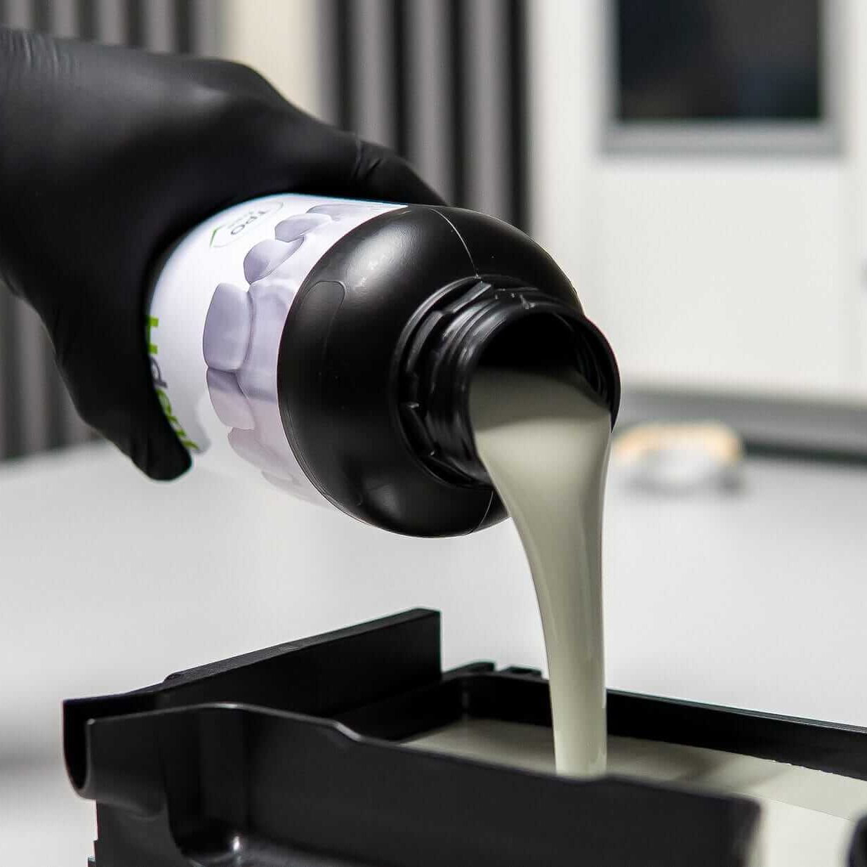 turnarea rasinii inovaprint model pentru printarea 3D in laboratorul de tehnica dentara