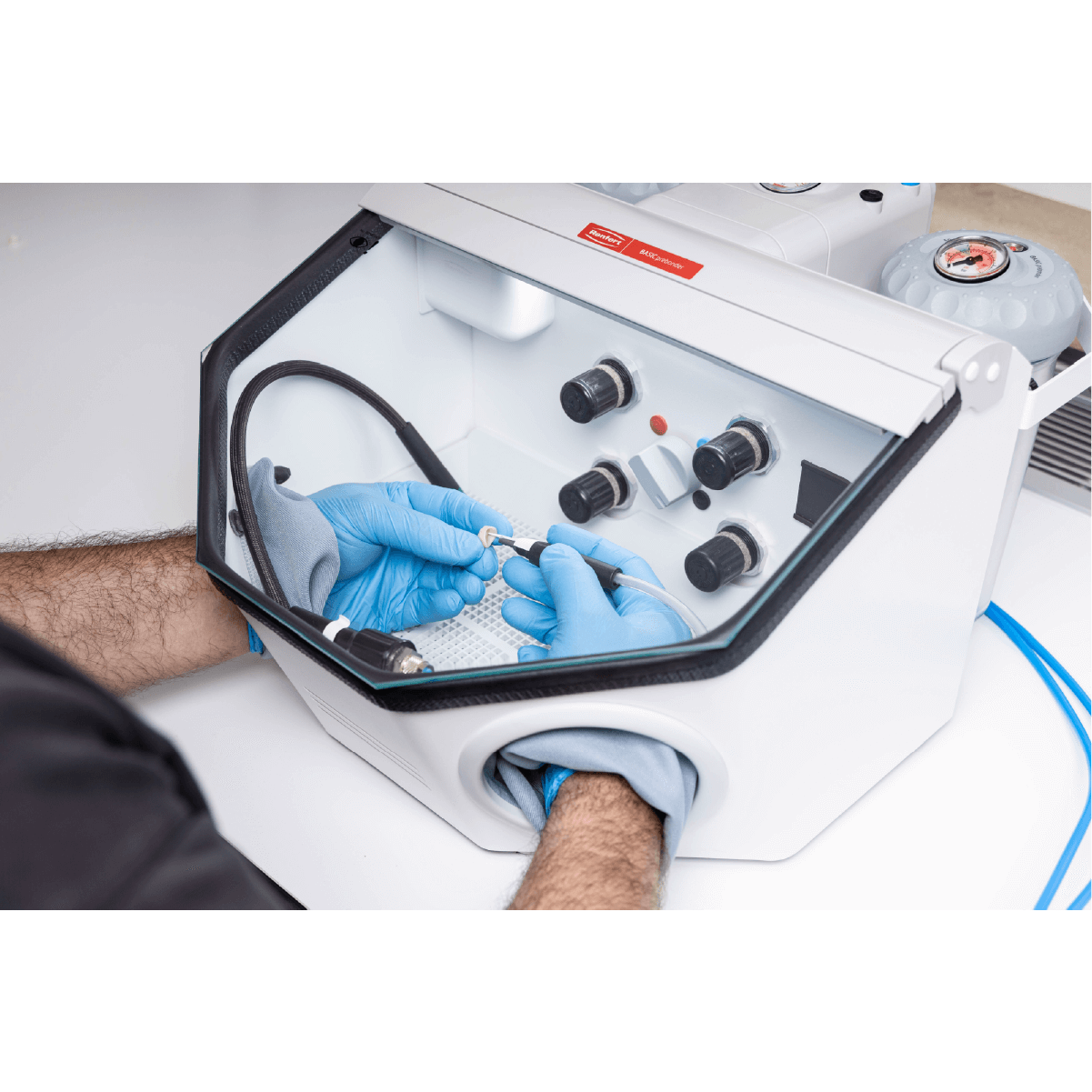 utilizarea sablatorului prebonder in cabinetul stomatologic